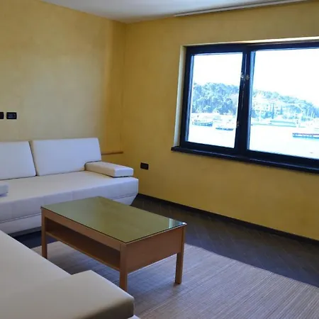 Apartments Ana City Rovinj Exterior photo