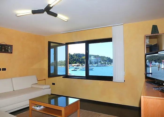 Apartments Ana City